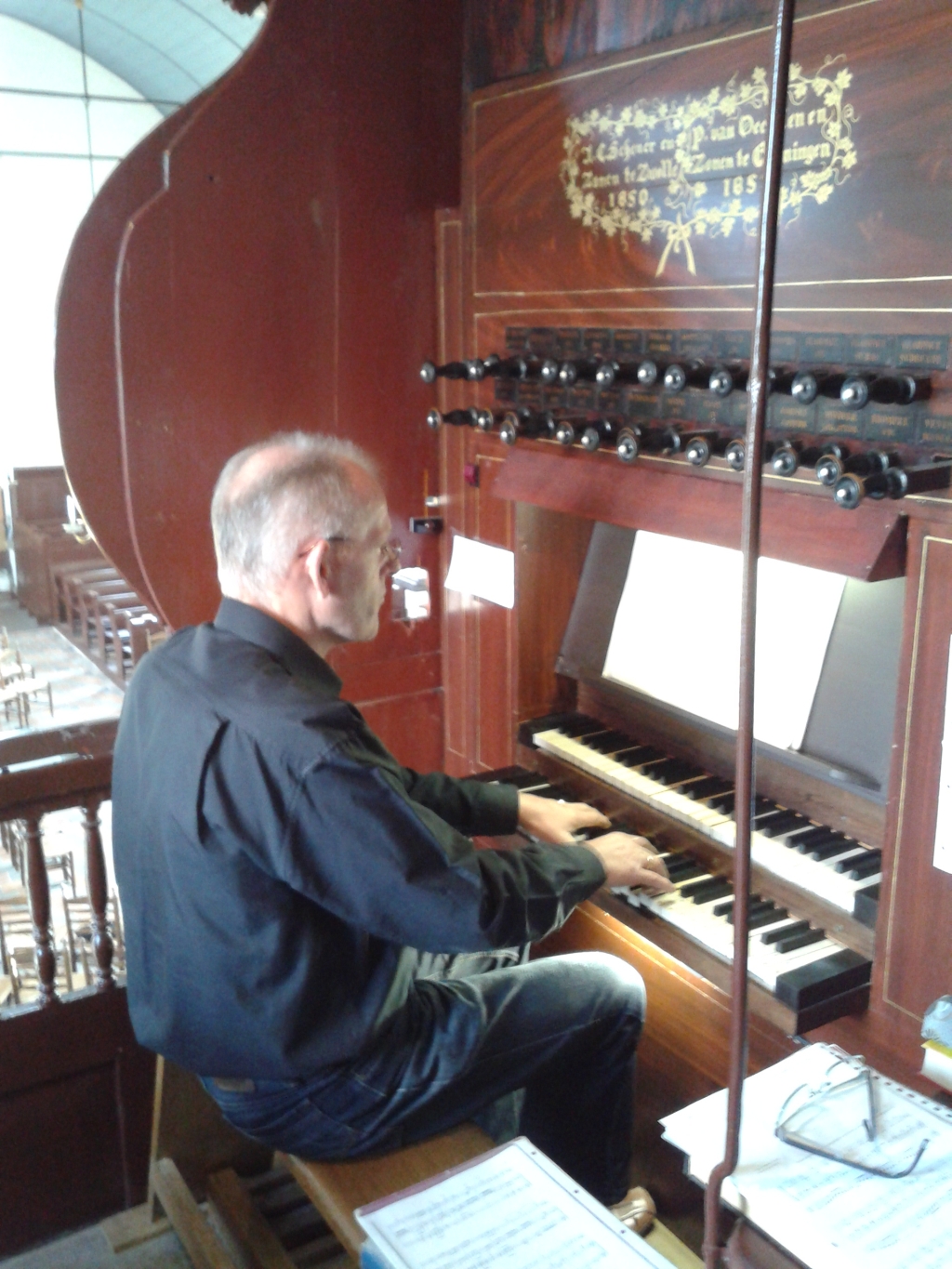 Organist: Geert Meendering