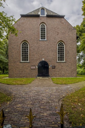 Vooraanzicht Dorpskerk Dalen