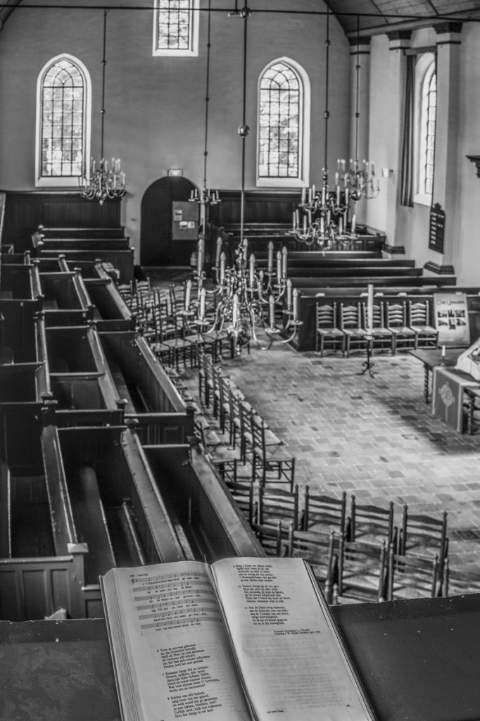 Overzicht interieur, kerk in Dalen